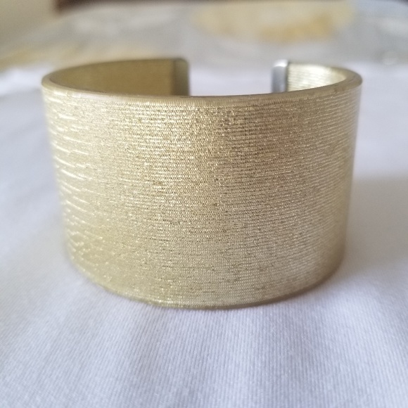 Cuff Bracelet - Picture 2 of 5